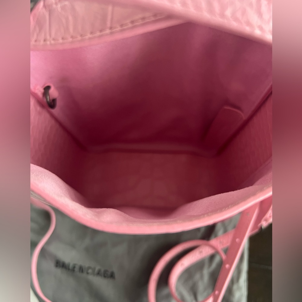 COPY - Pink Leather Balenciaga Tool 2.0 North-South Tote Bag Xs (AUTHENTIC) - Picture 10 of 11